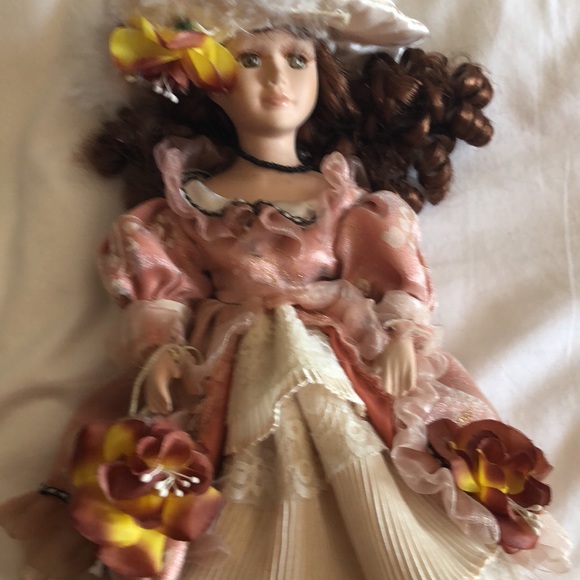 Victorian doll - Picture 5 of 10
